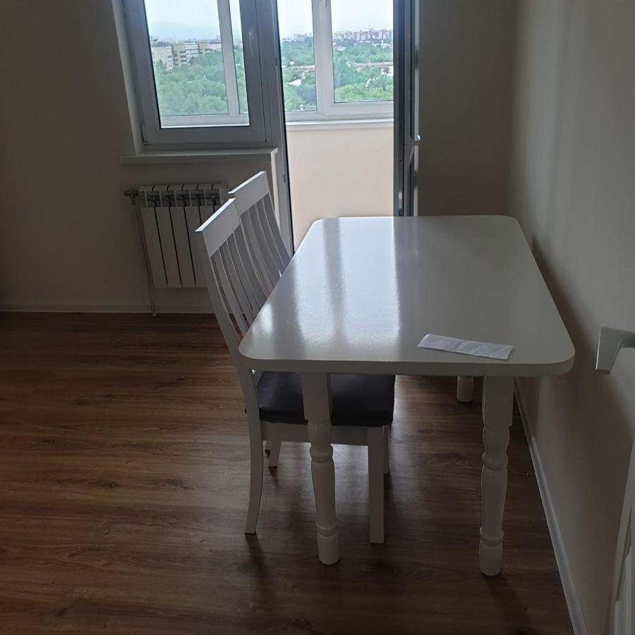 Uzak Apartment 2 อัลมาตี ภายนอก รูปภาพ